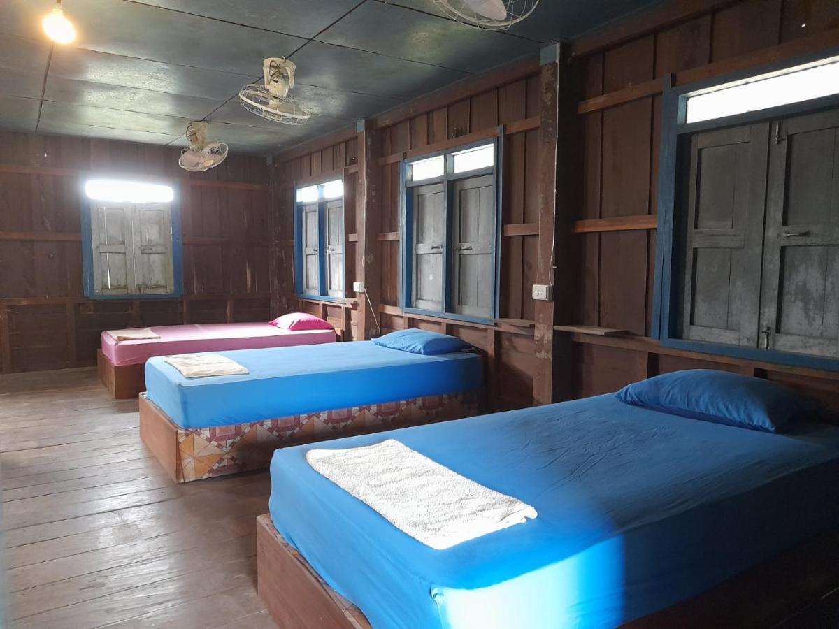 Ta'S Dorm Dondet Hostel Bandondet Kültér fotó
