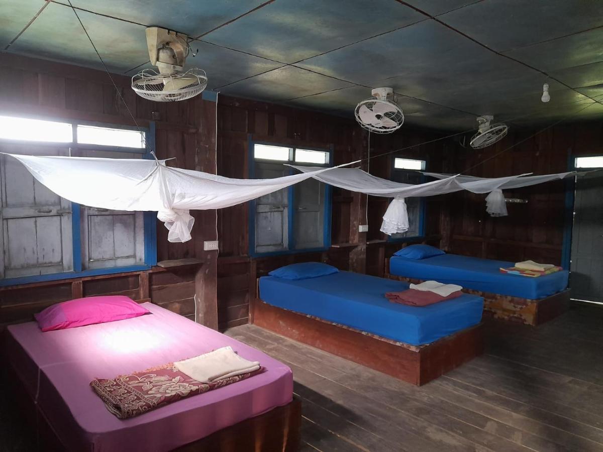 Ta'S Dorm Dondet Hostel Bandondet Kültér fotó